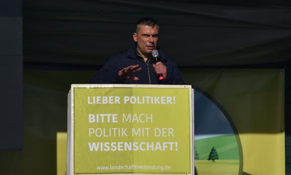 Demo-050320-3.jpg